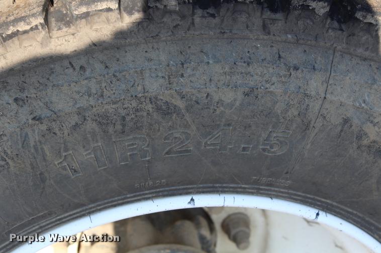 image for item K1971 1995 International 9400 dump truck