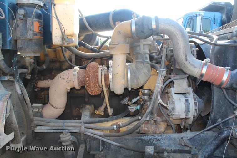 image for item K1971 1995 International 9400 dump truck