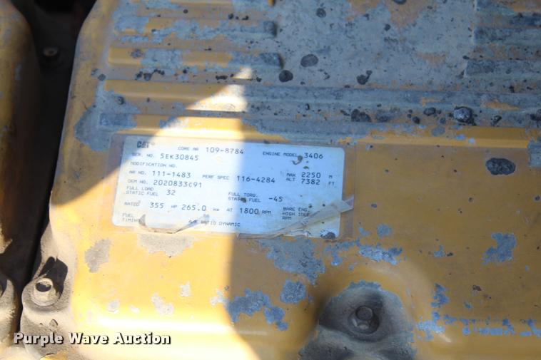 image for item K1971 1995 International 9400 dump truck