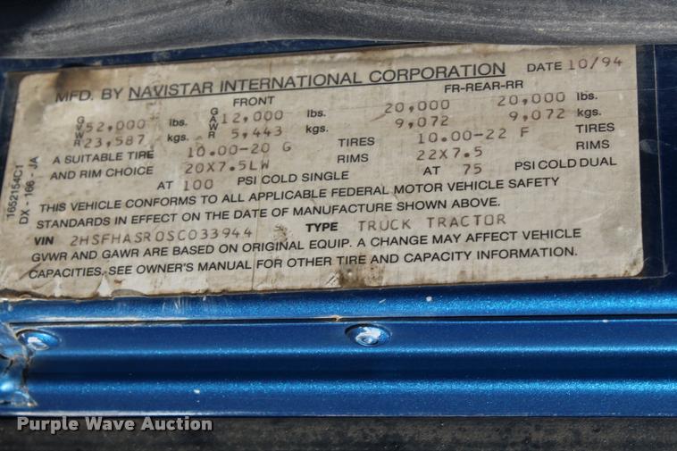 image for item K1971 1995 International 9400 dump truck