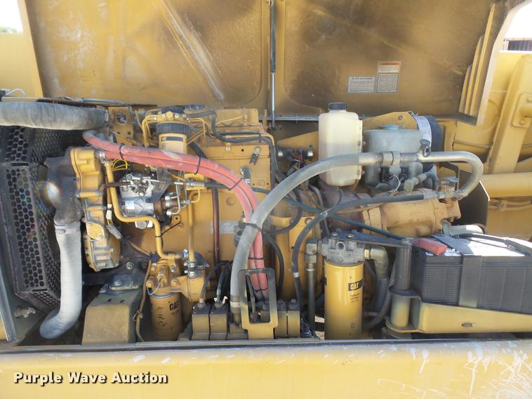 image for item K3709 1999 Caterpillar TH103 telehandler