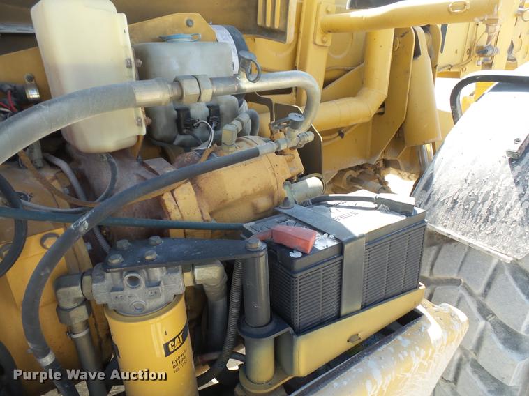 image for item K3709 1999 Caterpillar TH103 telehandler