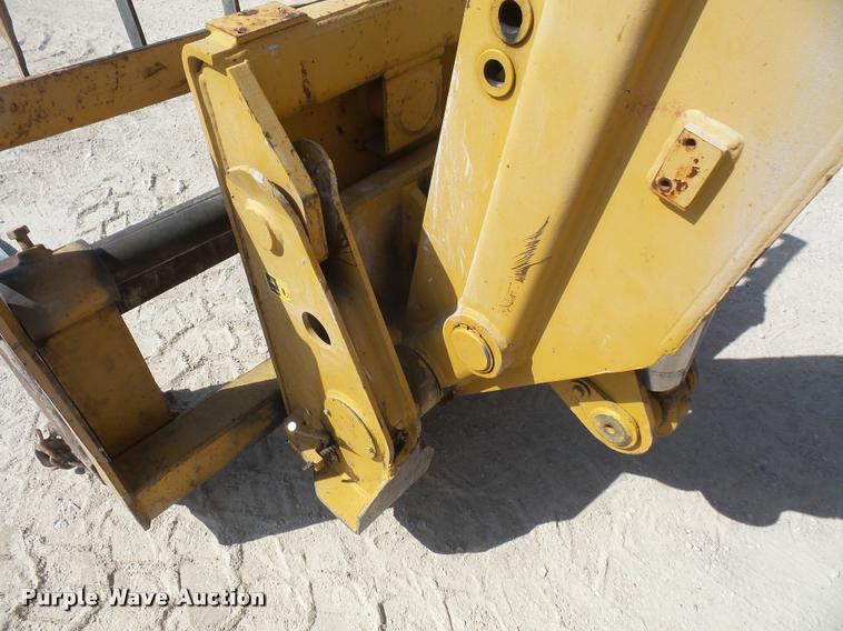 image for item K3709 1999 Caterpillar TH103 telehandler