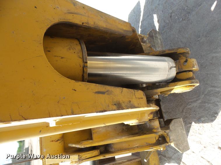 image for item K3709 1999 Caterpillar TH103 telehandler