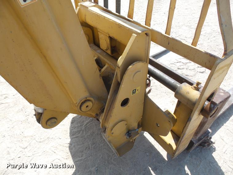 image for item K3709 1999 Caterpillar TH103 telehandler