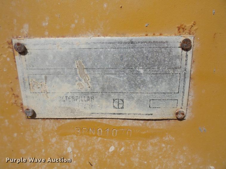 image for item K3709 1999 Caterpillar TH103 telehandler