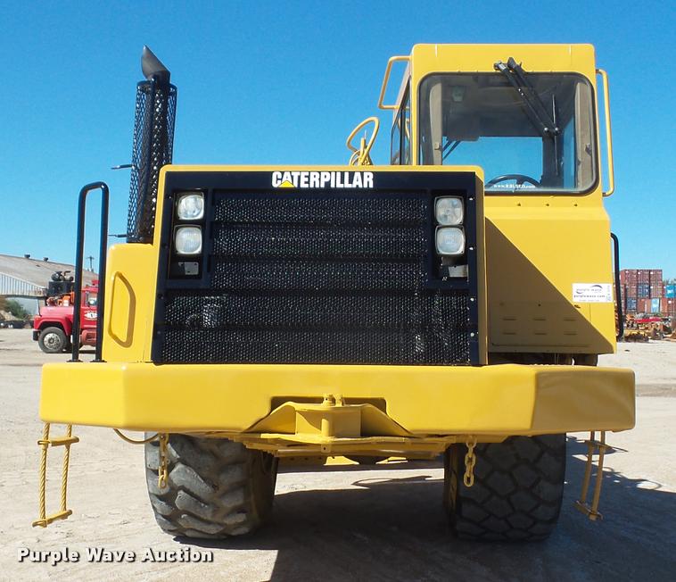 image for item K3729 2003 Caterpillar 615C Series II elevating scraper