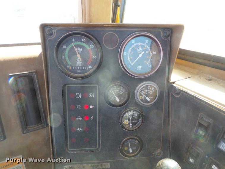 image for item K3729 2003 Caterpillar 615C Series II elevating scraper