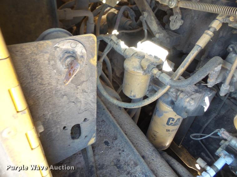 image for item K3729 2003 Caterpillar 615C Series II elevating scraper