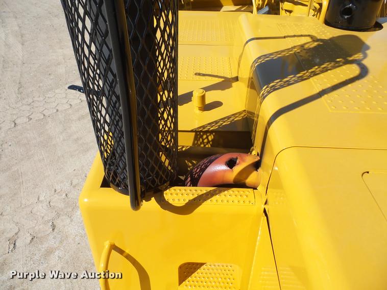 image for item K3729 2003 Caterpillar 615C Series II elevating scraper