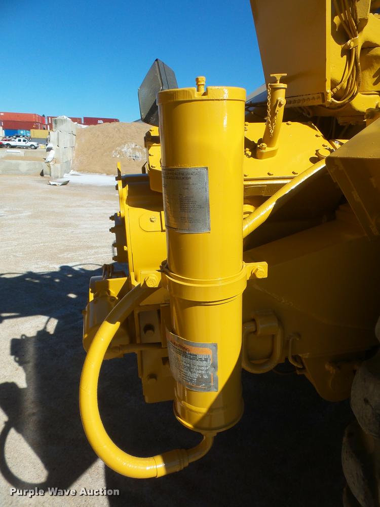 image for item K3729 2003 Caterpillar 615C Series II elevating scraper