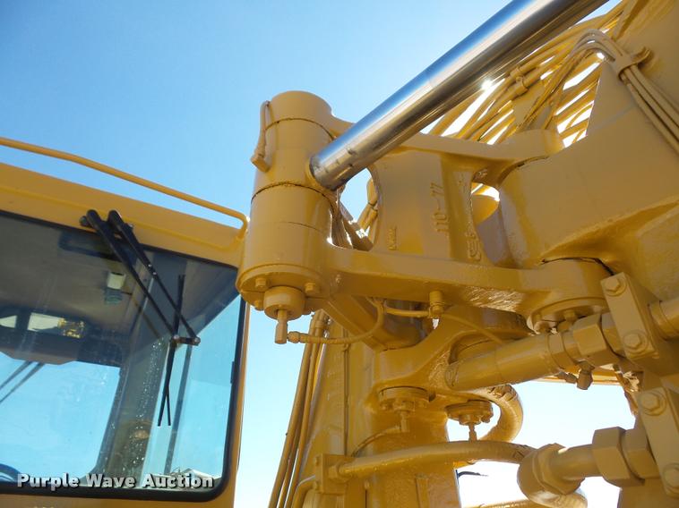 image for item K3729 2003 Caterpillar 615C Series II elevating scraper