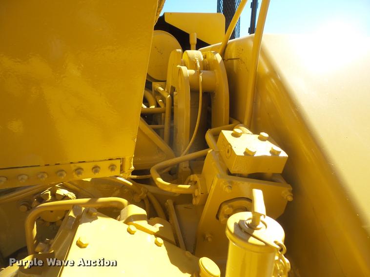 image for item K3729 2003 Caterpillar 615C Series II elevating scraper