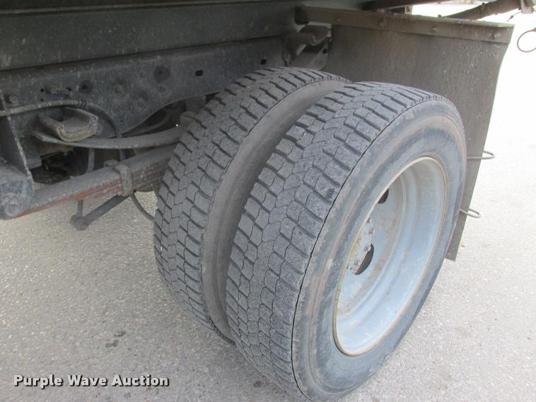 image for item K4226 2008 Ford F450 Super Duty XL dump truck