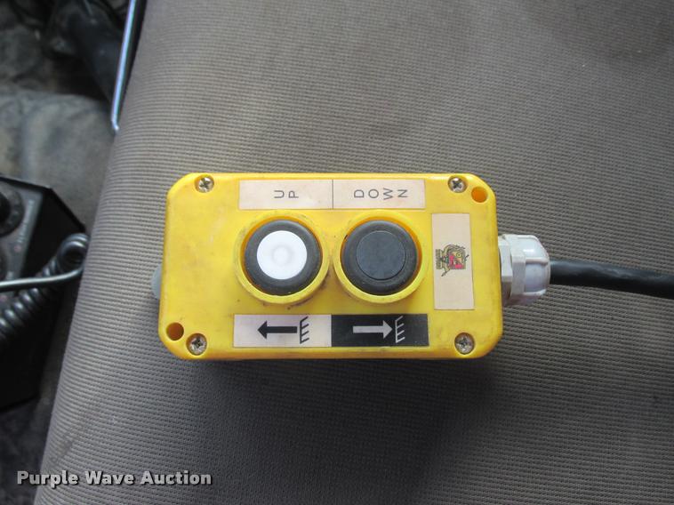 image for item K4226 2008 Ford F450 Super Duty XL dump truck