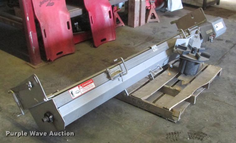 image for item K4226 2008 Ford F450 Super Duty XL dump truck