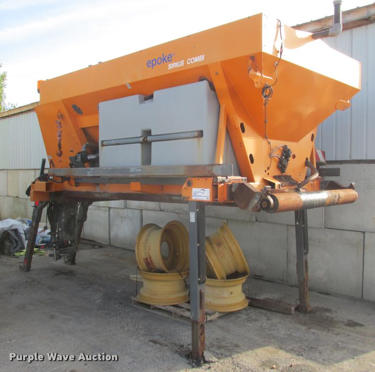 image for item K4231 2003 Epoke SH4400 spreader