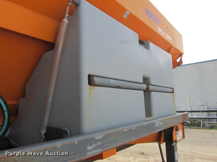 image for item K4231 2003 Epoke SH4400 spreader