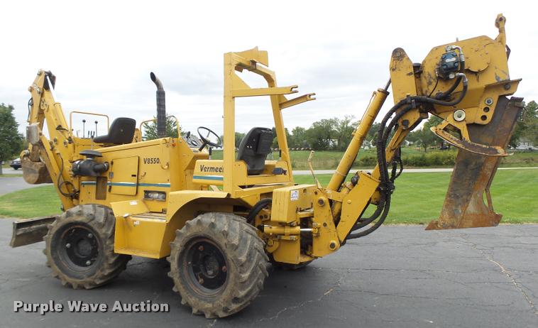 image for item K5676 1999 Vermeer V8550A cable plow