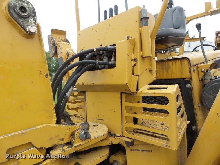 image for item K5676 1999 Vermeer V8550A cable plow