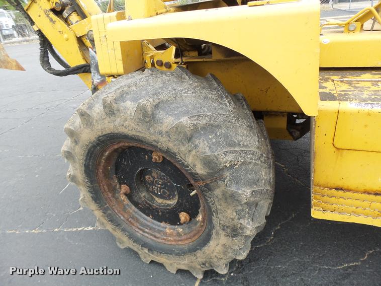 image for item K5676 1999 Vermeer V8550A cable plow