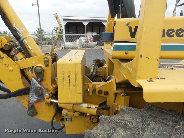 image for item K5676 1999 Vermeer V8550A cable plow