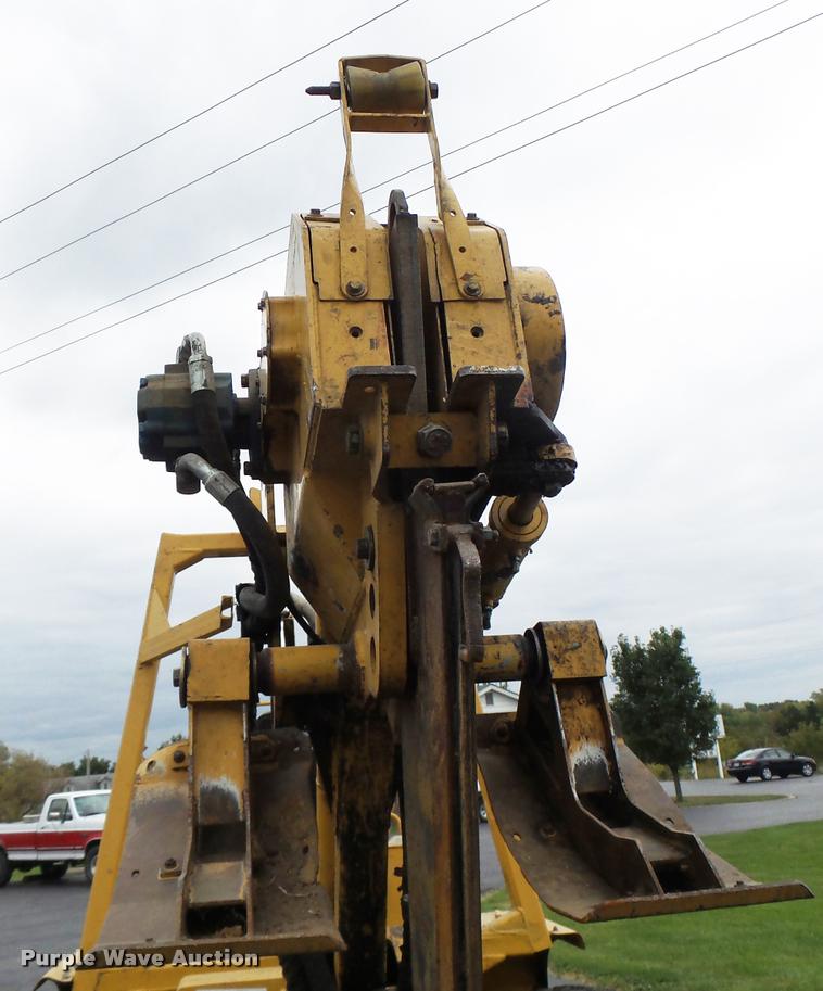 image for item K5676 1999 Vermeer V8550A cable plow