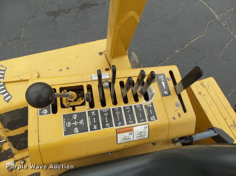 image for item K5676 1999 Vermeer V8550A cable plow