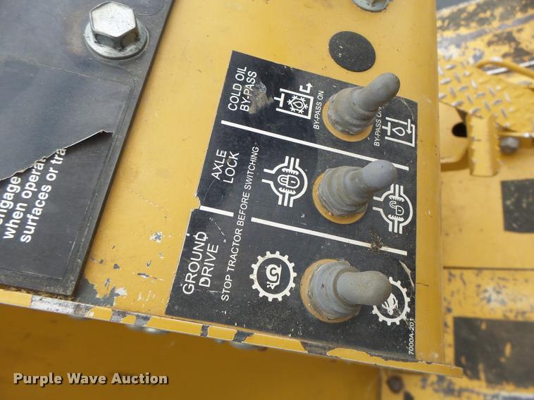 image for item K5676 1999 Vermeer V8550A cable plow