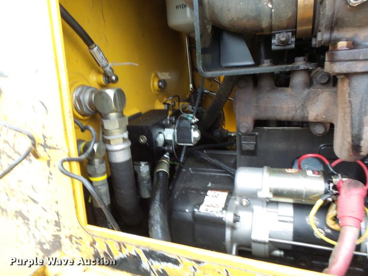 image for item K5676 1999 Vermeer V8550A cable plow