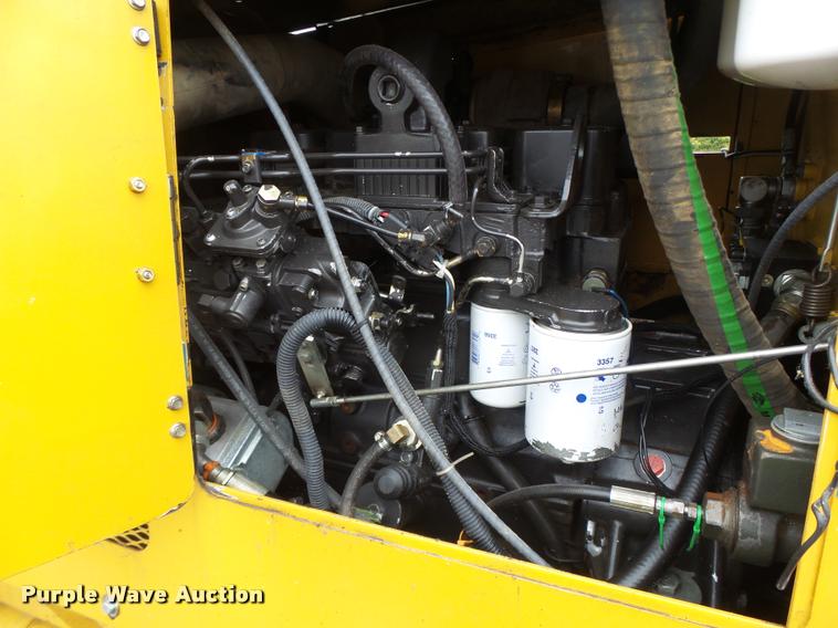 image for item K5676 1999 Vermeer V8550A cable plow