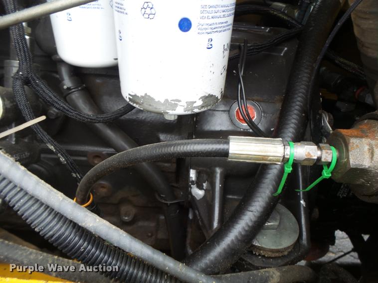 image for item K5676 1999 Vermeer V8550A cable plow