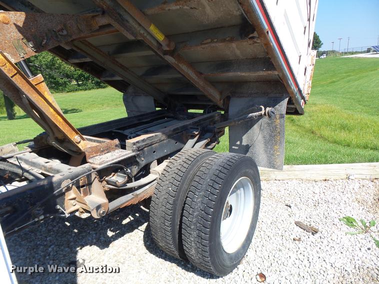 image for item K5690 2008 Ford F550 dump truck