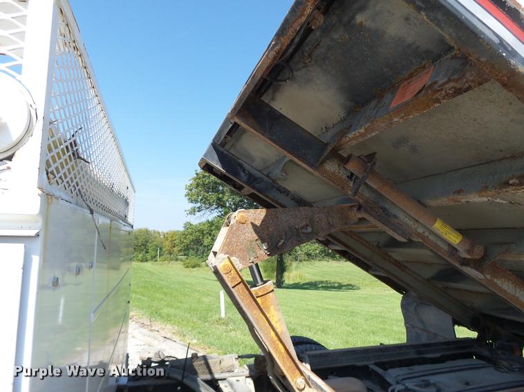 image for item K5690 2008 Ford F550 dump truck
