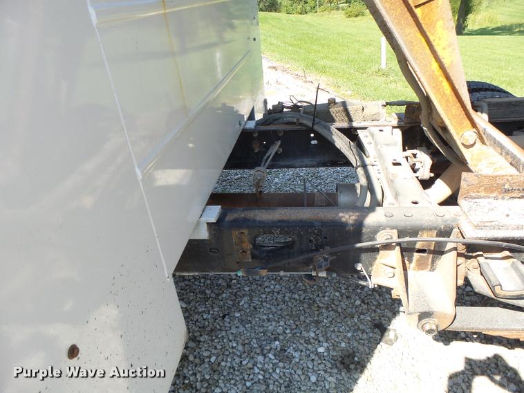 image for item K5690 2008 Ford F550 dump truck