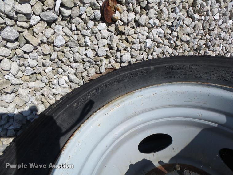 image for item K5690 2008 Ford F550 dump truck