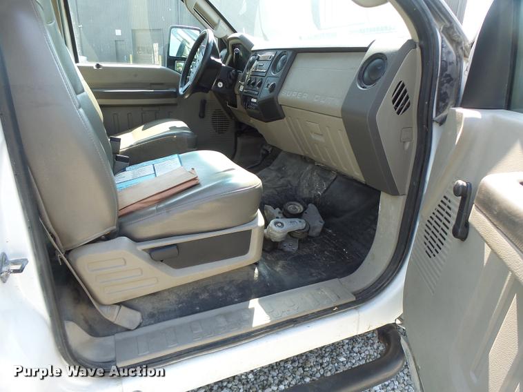 image for item K5690 2008 Ford F550 dump truck