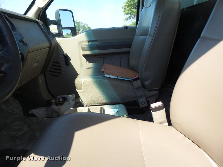 image for item K5690 2008 Ford F550 dump truck