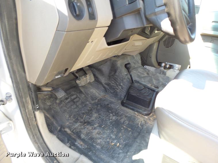 image for item K5690 2008 Ford F550 dump truck