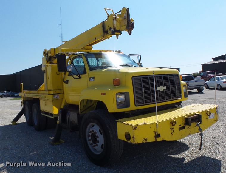 image for item K5691 1999 Chevrolet 8500 crane/bucket truck