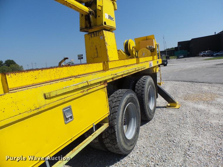 image for item K5691 1999 Chevrolet 8500 crane/bucket truck