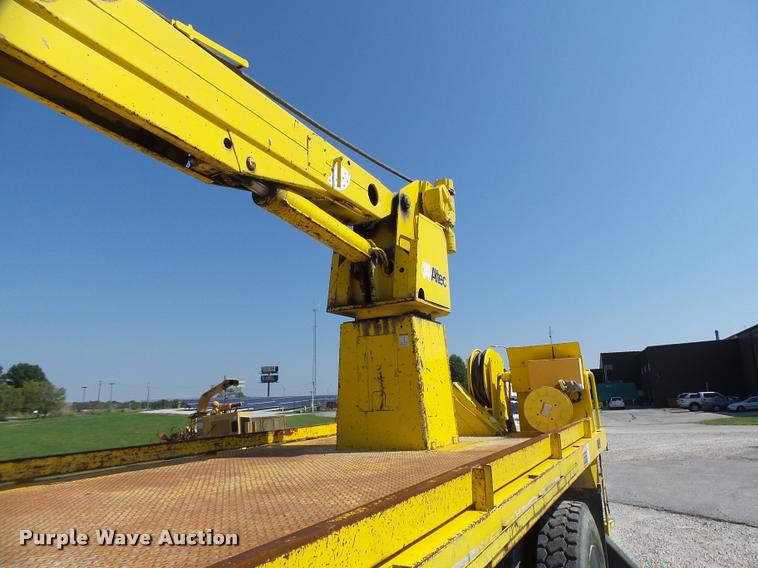 image for item K5691 1999 Chevrolet 8500 crane/bucket truck