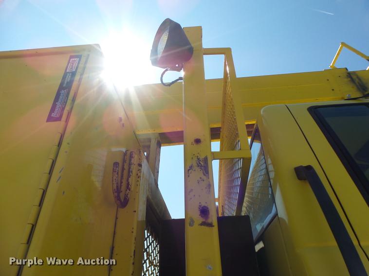 image for item K5691 1999 Chevrolet 8500 crane/bucket truck