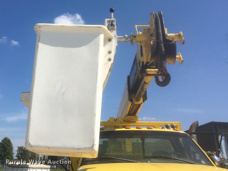 image for item K5691 1999 Chevrolet 8500 crane/bucket truck