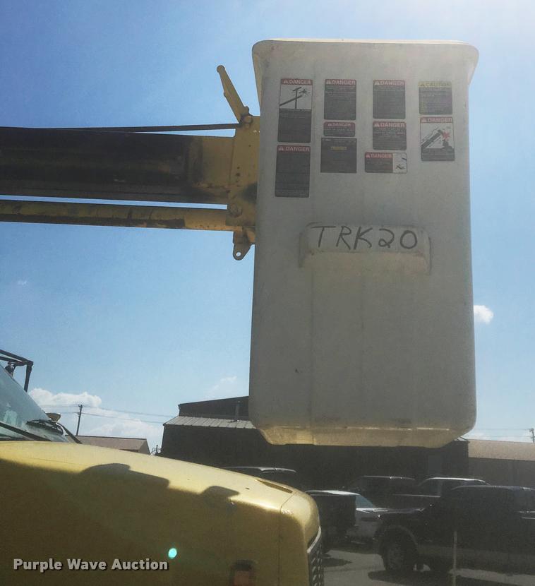 image for item K5691 1999 Chevrolet 8500 crane/bucket truck