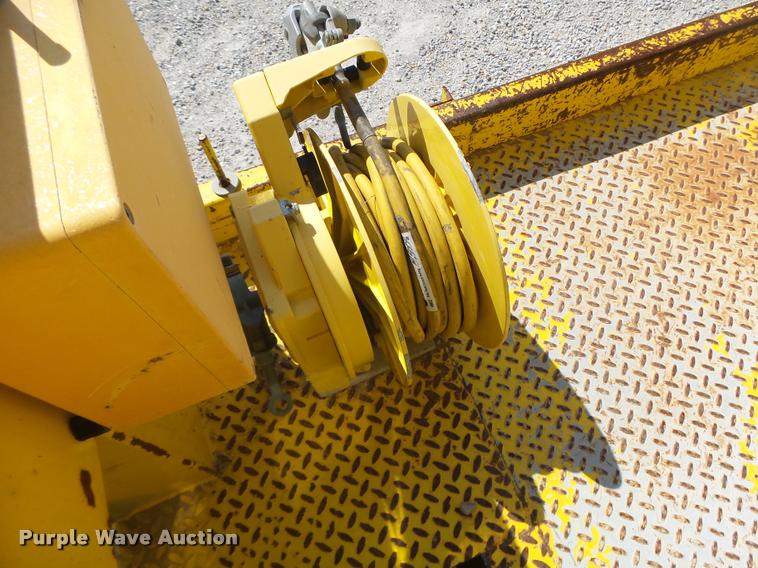 image for item K5691 1999 Chevrolet 8500 crane/bucket truck