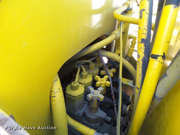 image for item K5691 1999 Chevrolet 8500 crane/bucket truck