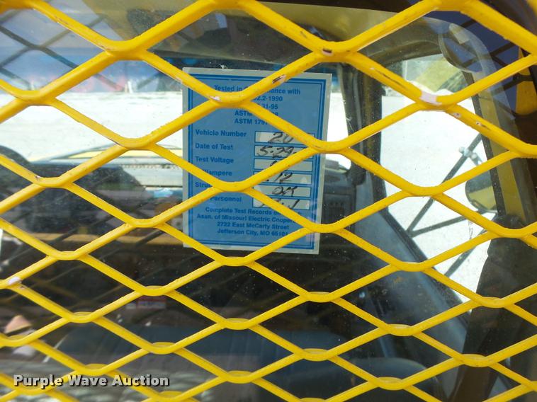 image for item K5691 1999 Chevrolet 8500 crane/bucket truck