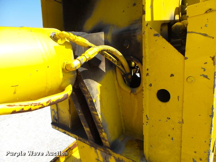 image for item K5691 1999 Chevrolet 8500 crane/bucket truck