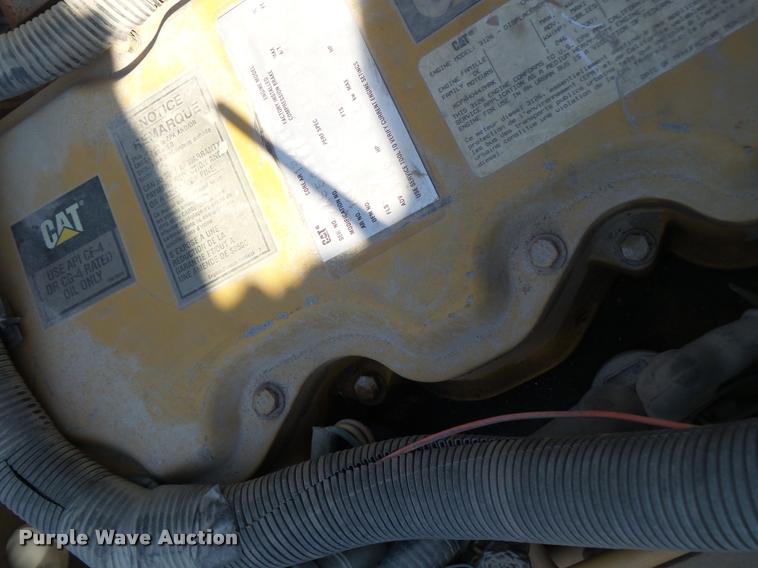 image for item K5691 1999 Chevrolet 8500 crane/bucket truck